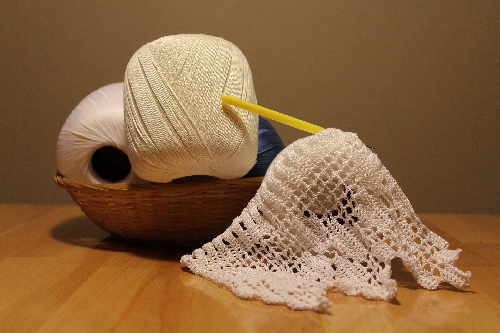 uki_71-crochet-1153217_1920