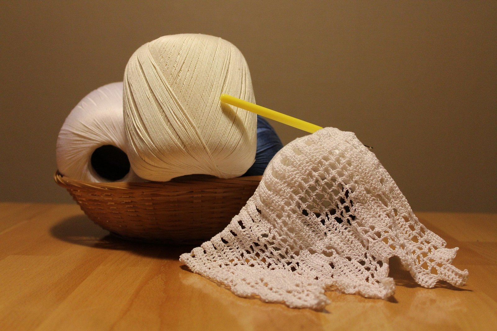 uki_71-crochet-1153217_1920